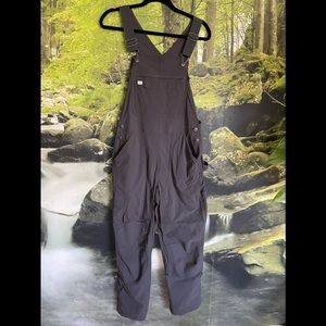 Duluth Trading Company Women’s Heirloom Gardening Bib Overalls